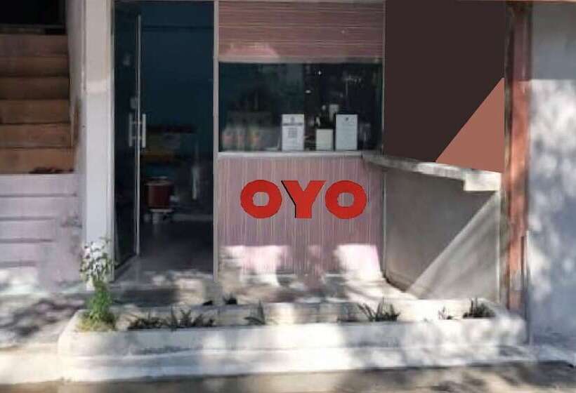 호텔 Oyo 90176 D Cruz Sunrise Villa