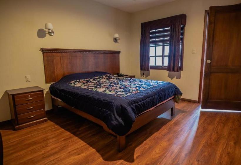 Suites & Hotel El Quijote