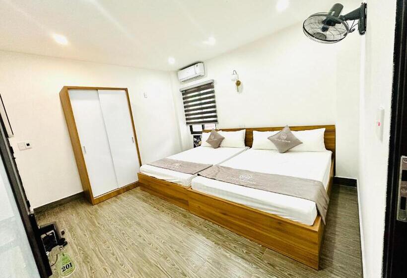 Little Vietnam Hotel   Cát Bà