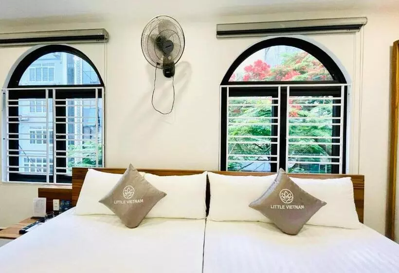 Little Vietnam Hotel   Cát Bà