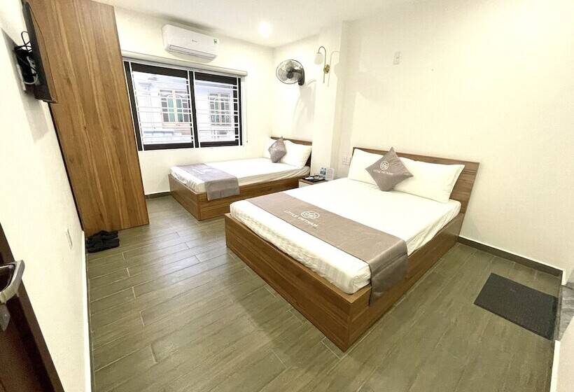 Little Vietnam Hotel   Cát Bà