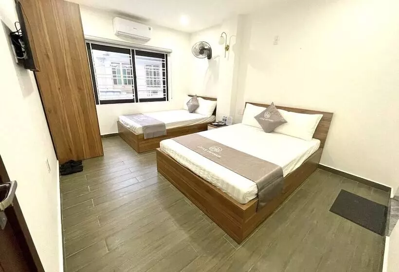 Little Vietnam Hotel   Cát Bà