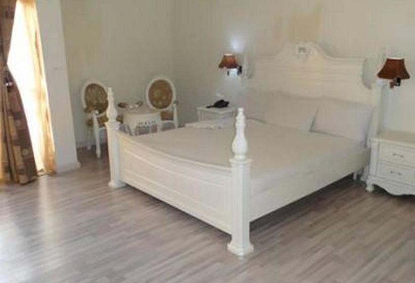 ペンション Room In Lodge - Francines Place