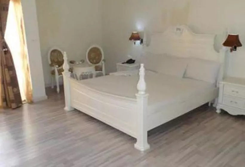 ペンション Room In Lodge - Francines Place