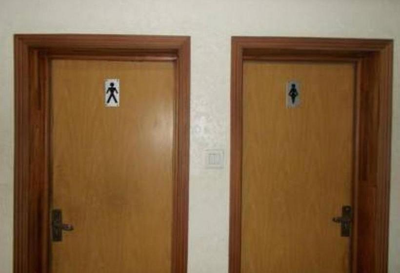 ペンション Room In Lodge - Francines Place