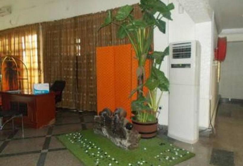 ペンション Room In Lodge - Francines Place