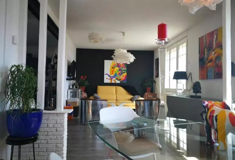 ベッドアンドブレックファースト Chambre D Hote Le Clos Valmont