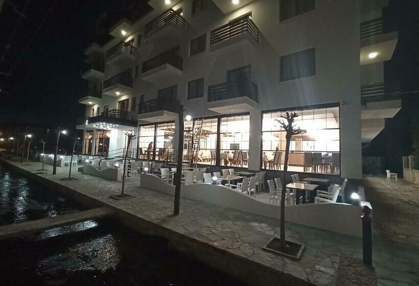 Grand Hotel Pogradec