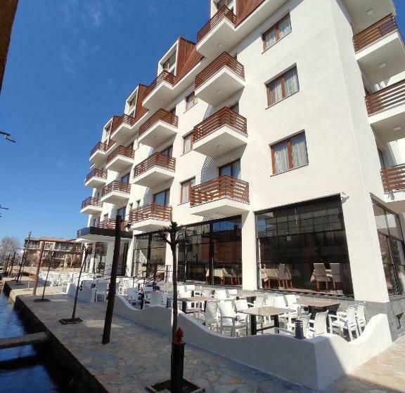 Grand Hotel Pogradec