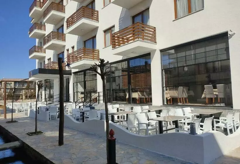 Grand Hotel Pogradec