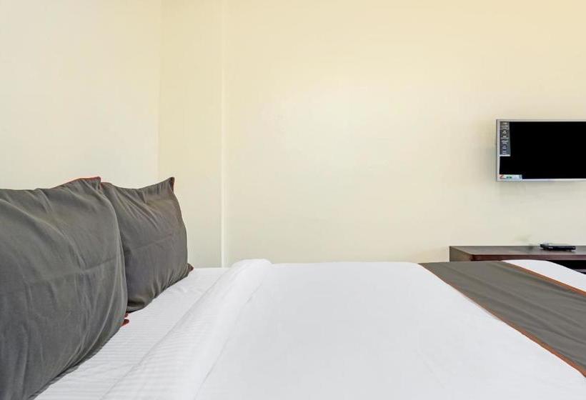 בית מלון כפרי Oyo 80389 Collection O Orchardz Inn