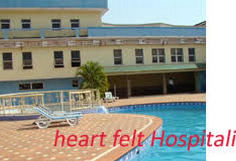 پانسیون Room In Lodge Nelrose Hotel, Asaba