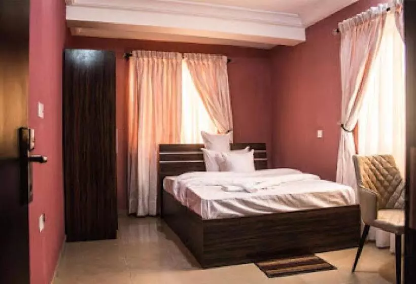 Pension Room In Lodge   Oragon Hotel And Suites