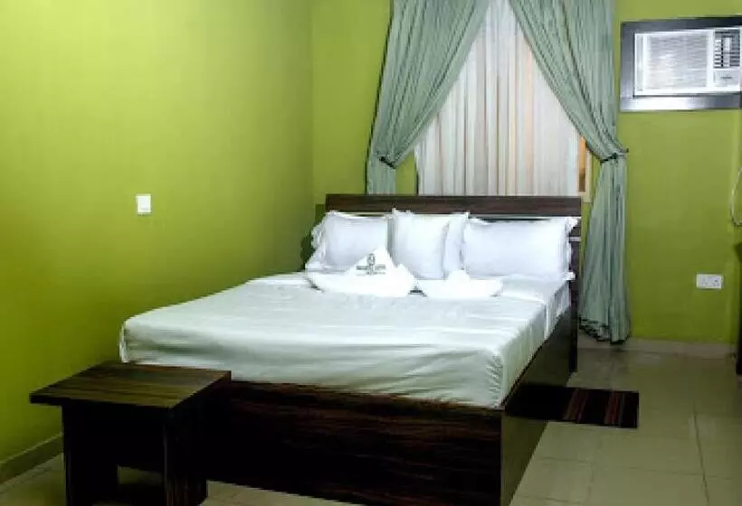 Pension Room In Lodge   Oragon Hotel And Suites