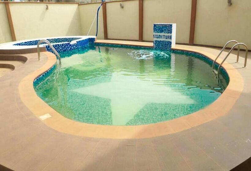 پانسیون Room In Lodge Royal Signature Suites And Apartments