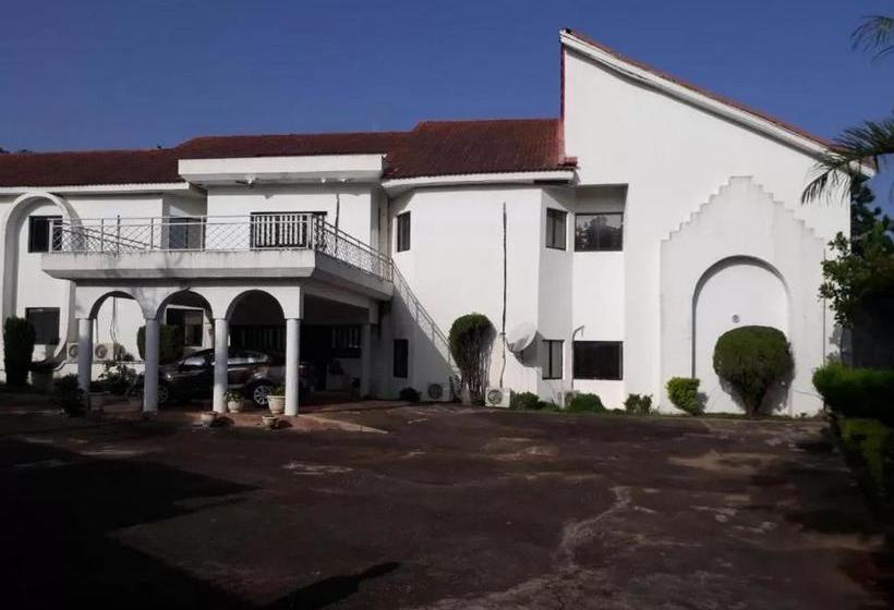 پانسیون Hatfield  And Suites Luxury