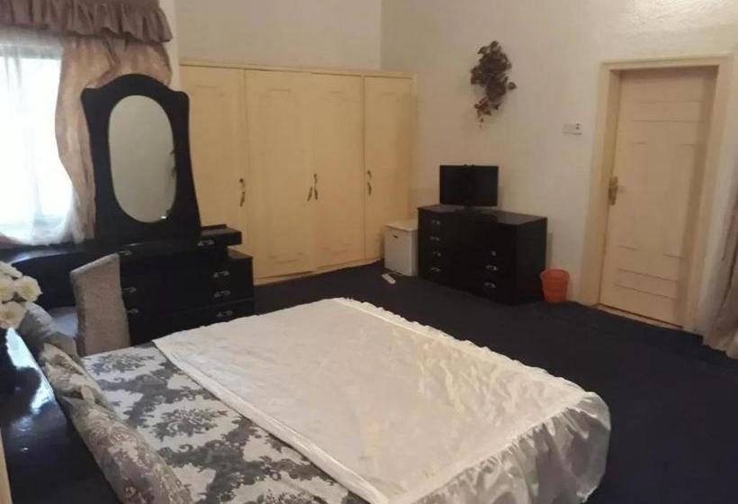 پانسیون Hatfield  And Suites Luxury