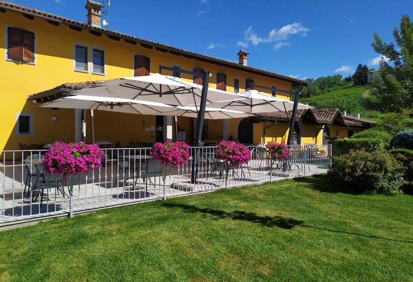 ホテル La Bossolasca Albergo Ristorante