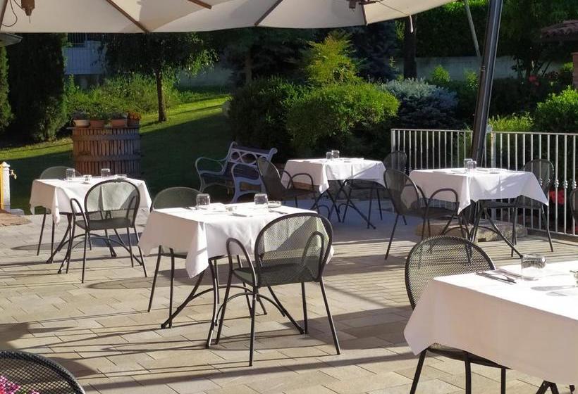 ホテル La Bossolasca Albergo Ristorante