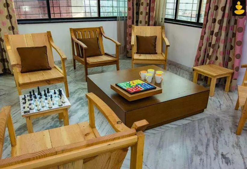 Hotelli Livingstone 4 Bhk Villa Bhimtal