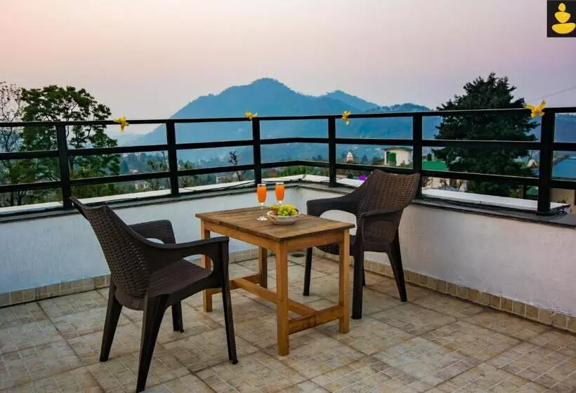 Hotelli Livingstone 4 Bhk Villa Bhimtal