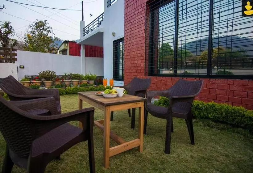 Hotelli Livingstone 4 Bhk Villa Bhimtal