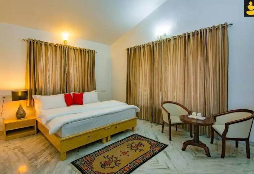 Hotelli Livingstone 4 Bhk Villa Bhimtal
