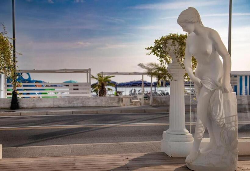 בית מלון כפרי Miami Suite