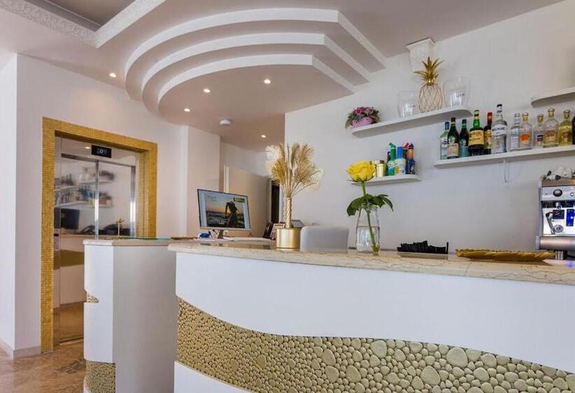 בית מלון כפרי Miami Suite