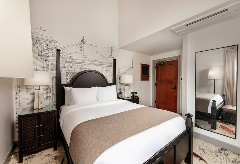 فندق The Lodge At St Edward State Park