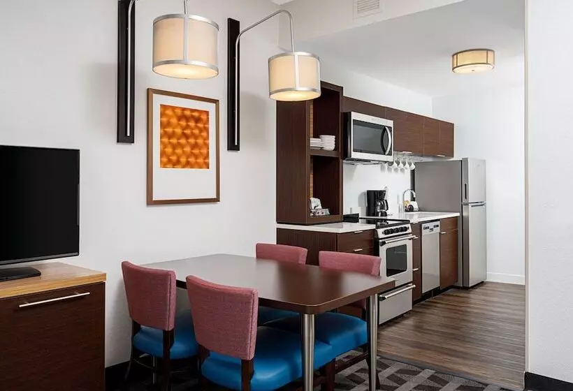 Hotelli Towneplace Suites By Marriott Ironton