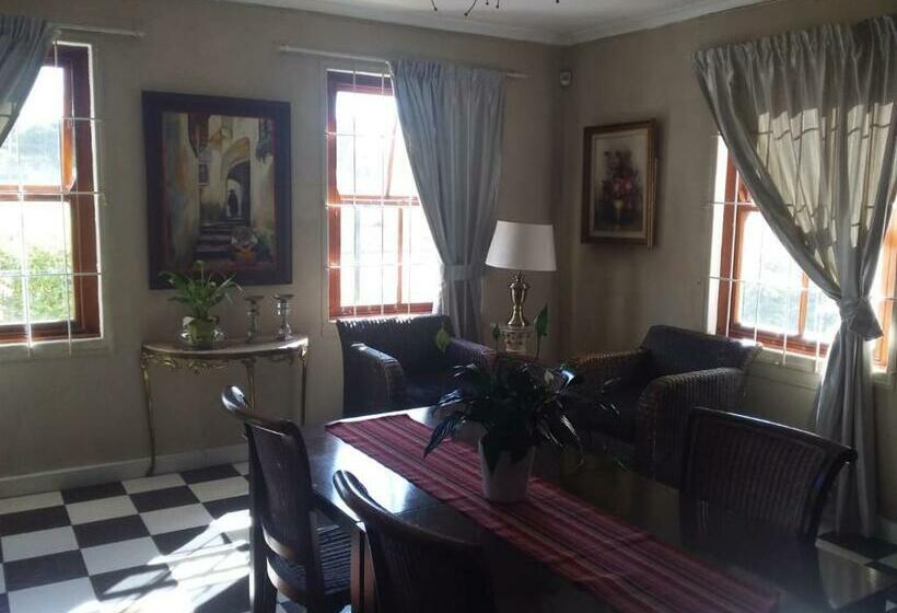 Majatalo Bergsig Bread & Barrel