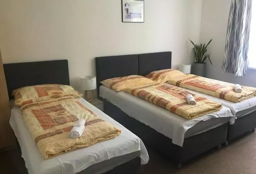 Pension Berten Strašice