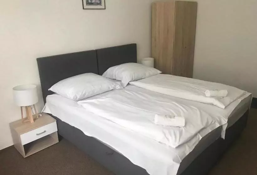 Pension Berten Strašice