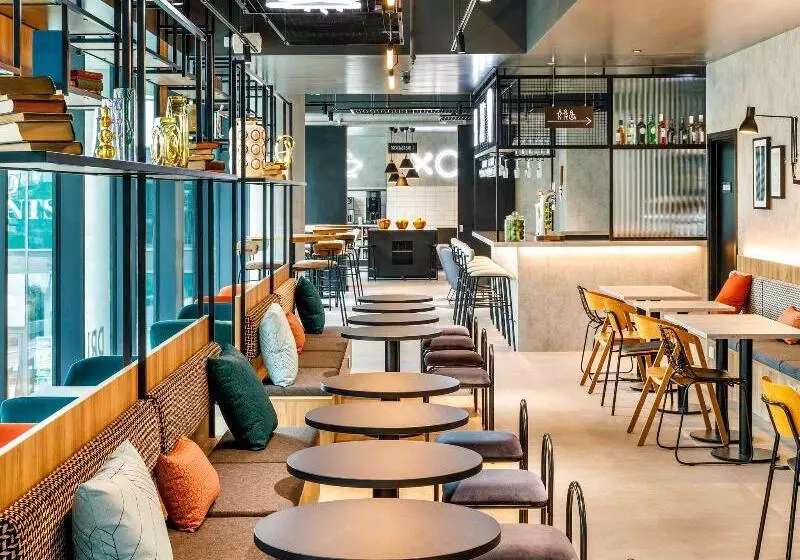 Aparthotel Adagio London Sutton Point