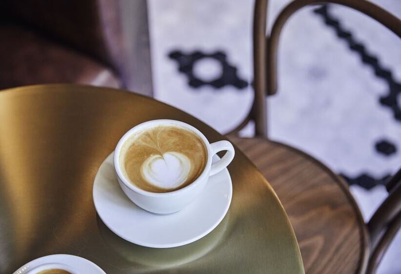 Aparthotel Adagio London Sutton Point