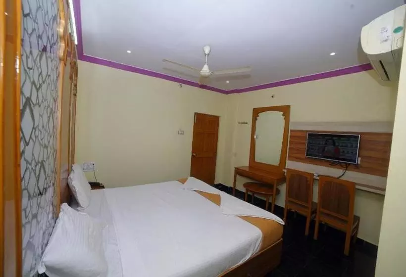 Hotel Aswini Grand Lodge