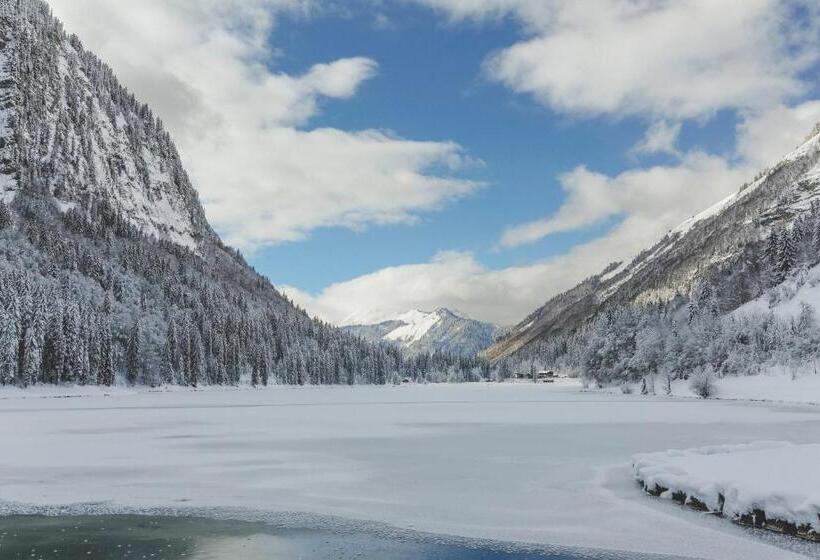 בית מלון כפרי Du Lac