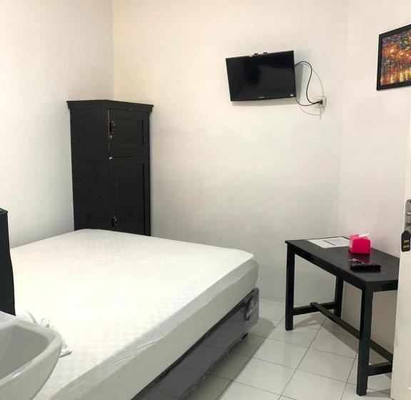 בית מלון כפרי Guest House Idm Inn Palu Redpartner