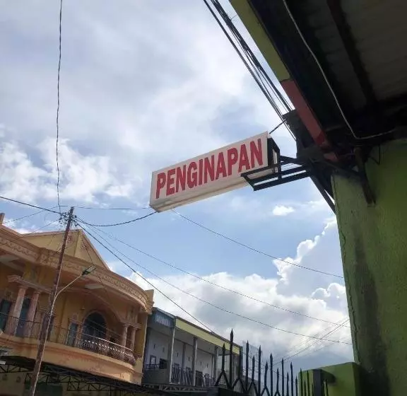 ホテル Guest House Idm Inn Palu Redpartner