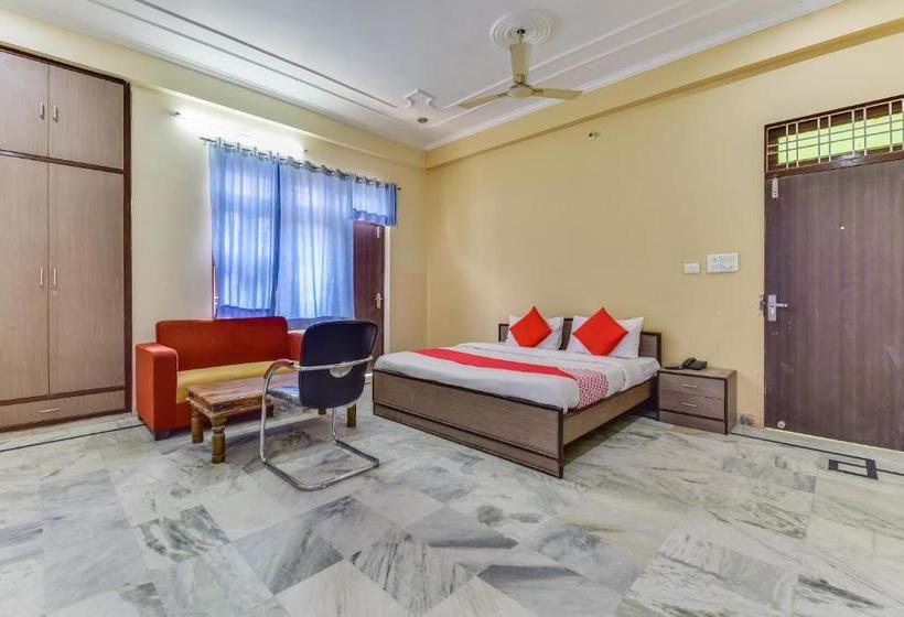 בית מלון כפרי Oyo 79437  S R