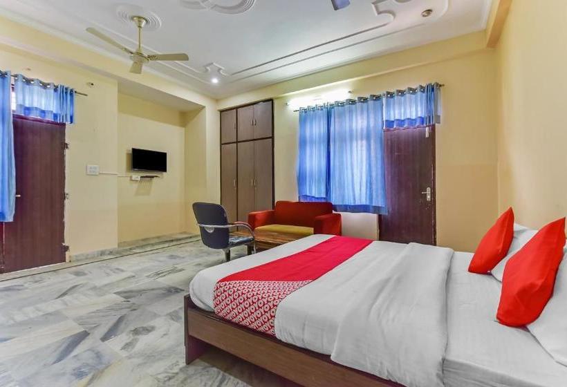 בית מלון כפרי Oyo 79437  S R