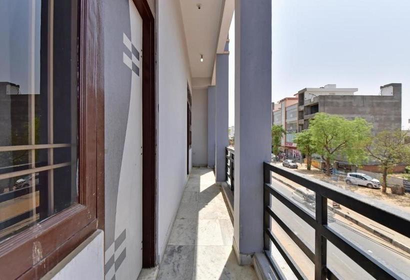 בית מלון כפרי Oyo 79437  S R