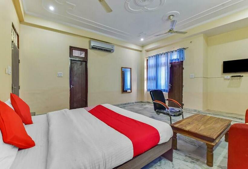 בית מלון כפרי Oyo 79437  S R