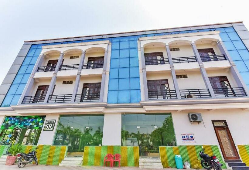 בית מלון כפרי Oyo 79437  S R