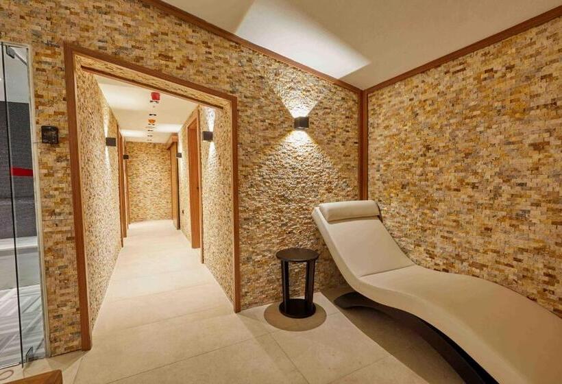 ホテル Park Dedeman Kastamonu