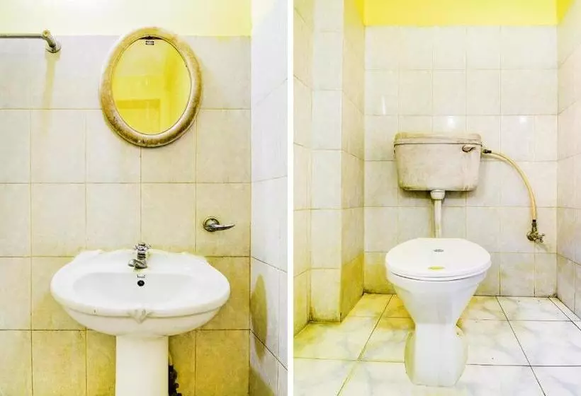 هتل Spot On 80135 Gopala Residency