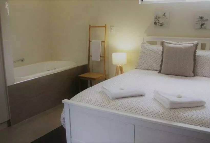 ベッドアンドブレックファースト 1839 Cottages