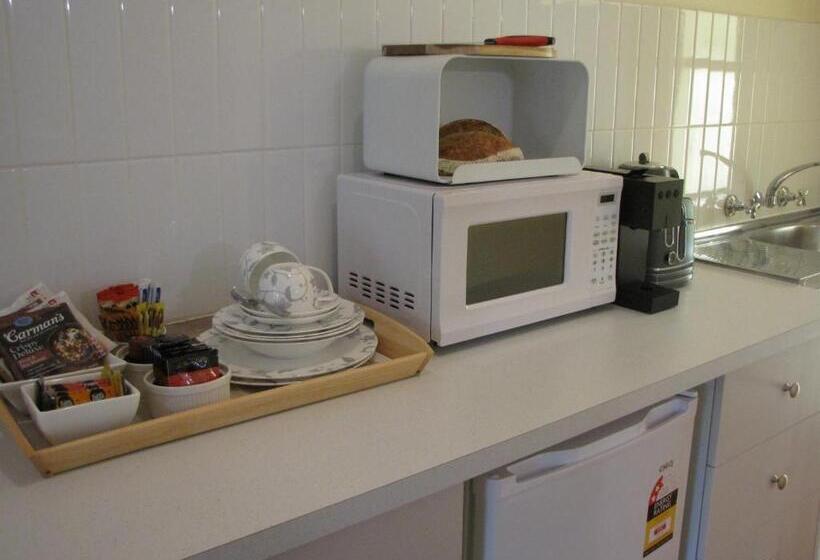 Bed and Breakfast 1839 Cottages