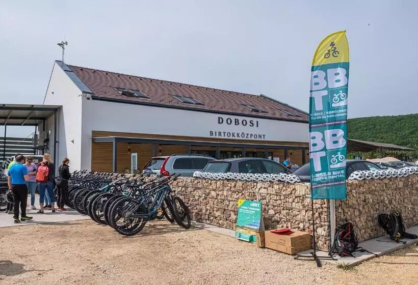 ベッドアンドブレックファースト Dobosi Birtokközpont
